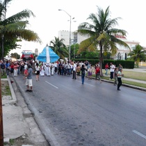 Photograph of the procession, "A la eterna memoria"