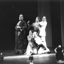 Photograph of Déxter Cápiro (Orestes Garrigó), Roberto Gacio (Agamenón), Amarilys Núñez (Clitemnestra), Mario Guerra (Egisto) and Gilda Bello (Electra Garrigó) in the production, "Electra Garrigó"