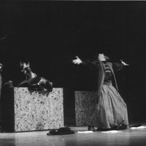 Photograph of Déxter Cápiro (Nicleto), Amarilys Núñez (Pilano), Mario Guerra (Dimanisio) and Grettel Trujillo (Zenón) in the production, "Los siervos"