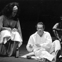 Photographs of the theatrical production, Réquiem por Yarini