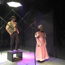 Photographs of the theatrical production, La profesión de la Sra. Warren (Miami, 2015)