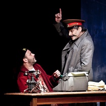 Photograph of the Production, "Cartas de amor a Stalin"