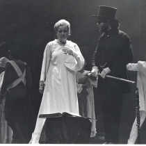 Photograph of theatrical production, Parece Blanca