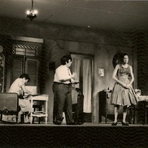 Photographs of the Production, "Contigo pan y cebolla".