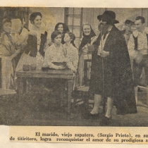 Sergio Prieto (El marido, viejo zapatero) and Gina Cabrera (La zapatera), in "La zapatera prodigiosa"