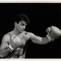 Jorge Luis Ramos (Angel Rodríguez ) in the theatrical production, Fight!