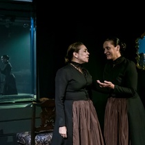 Photograph of the Production, "Las últimas criadas"