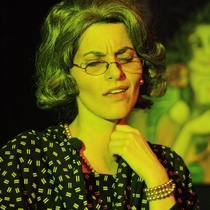 Photographs of the theatrical production, Viejas, vírgenes y putas (Miami, 2015)