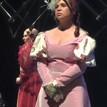 Photographs of the theatrical production, La profesión de la Sra. Warren (Miami, 2015)