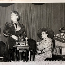 Photographs of the production, Doña Rosita la soltera