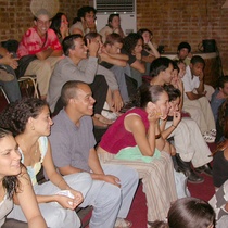 Photograph of the production, "Café teatro La Siempreviva"