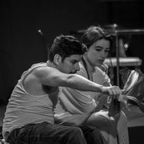 Photographs of rehearsal for the theatrical production, Un mundo de cristal