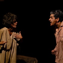 Photographs of rehearsal for the theatrical production, Dos viejos pánicos