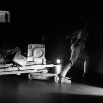 Photograph of the production, "Rapsodia para el mulo"