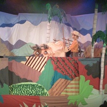 Photograph of the theatrical production, Romance en Charco Seco