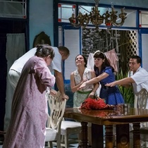 Photographs of the Production, "Contigo pan y cebolla".