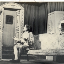 Scene from the production, "El enfermo imaginario"