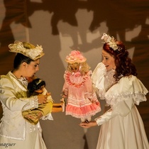 Photographs for the theatrical production, Los zapaticos de rosa