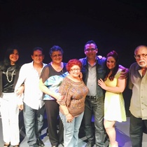 Photographs of the theatrical production, La profesión de la Sra. Warren (Miami, 2015)