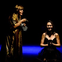 Photographs of the production, "La tectónica de los sentimientos"