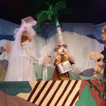 Photograph of the theatrical production, Romance en Charco Seco