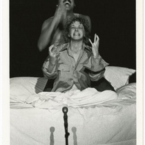 Mario Ernesto Sánchez (Él) and Teresa María Rojas /Ella), in "El viaje"